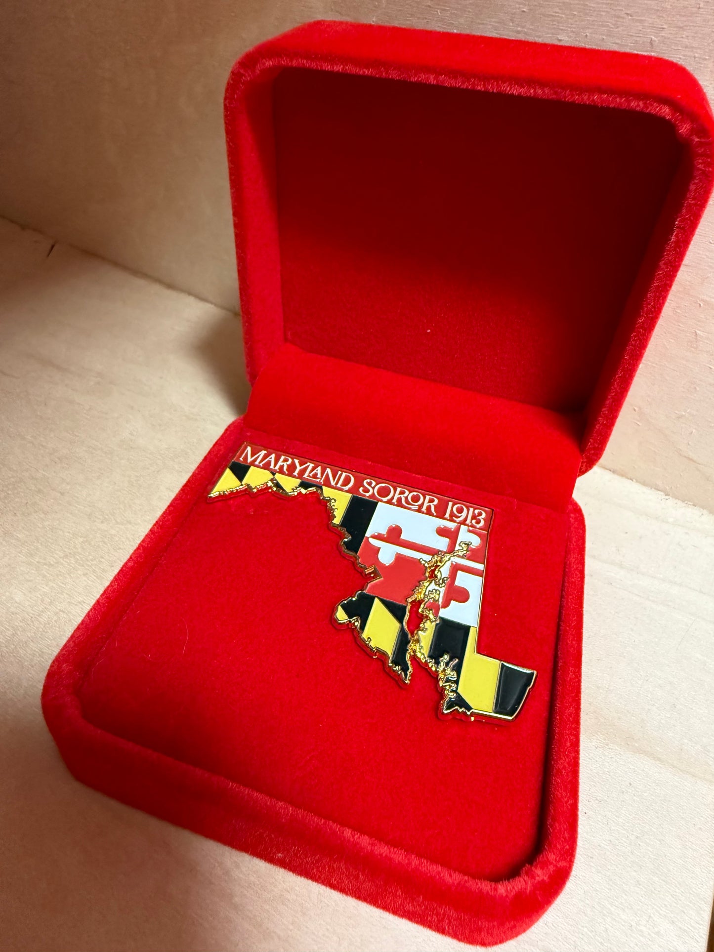 Maryland Soror 1913 lapel pin