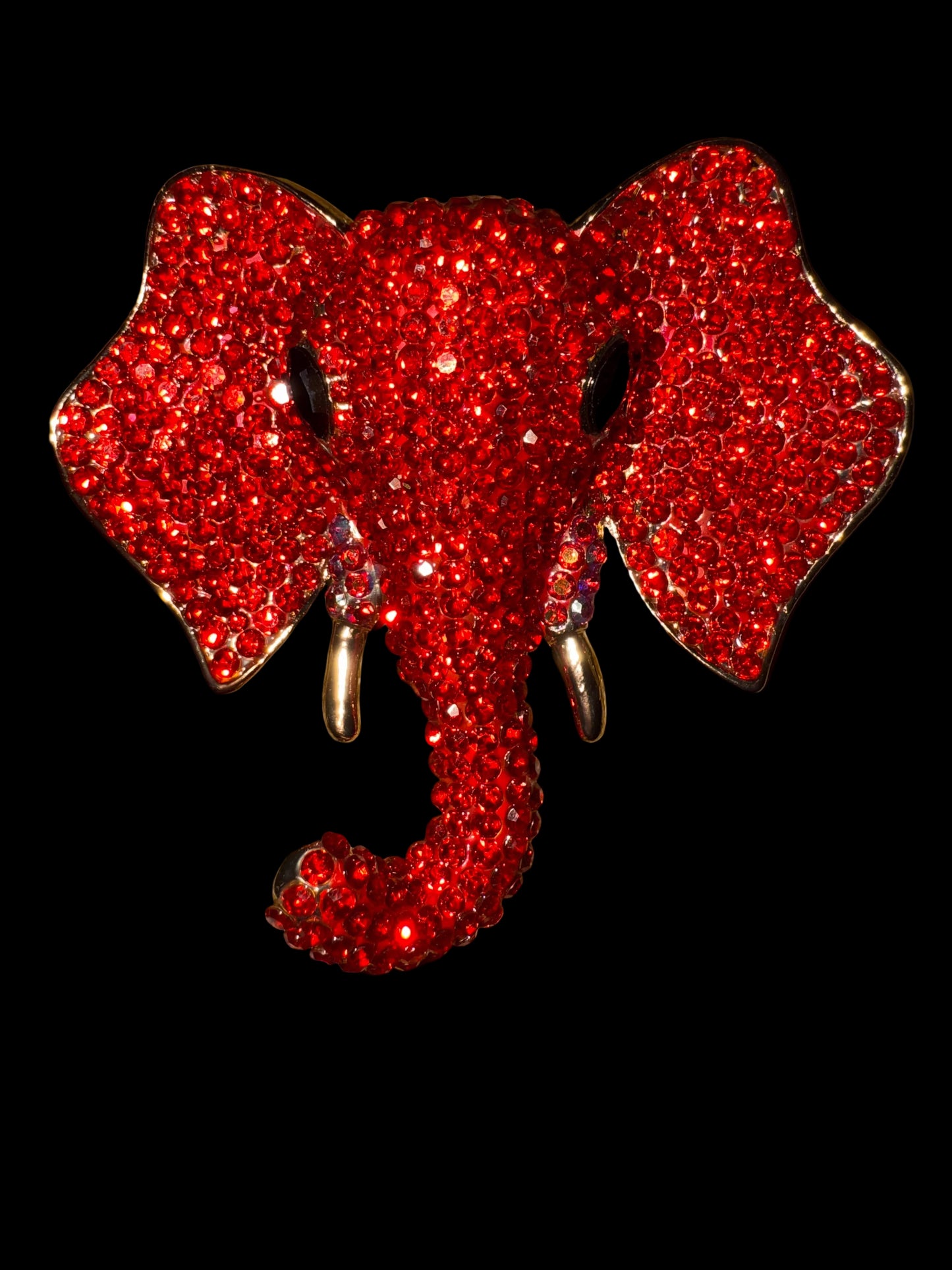 Sparkling red elephant Statement brooch