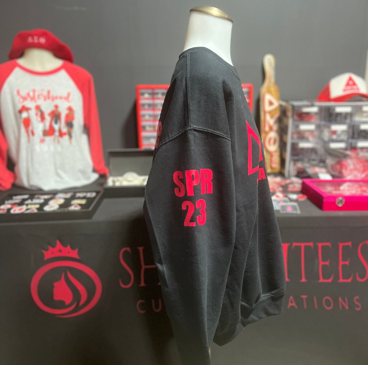 Customized Line Sweatshirt Delta Sigma Theta Sorority, Inc. - shopsmitees