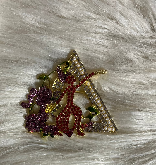 Fortitude w violets & Pearls lapel pin